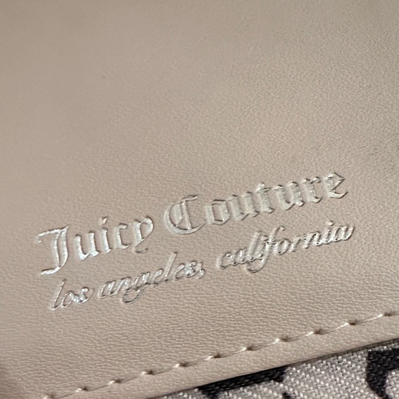 Juicy Couture Black Wallet - Picture 3 of 17